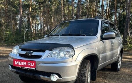 Chevrolet Niva I рестайлинг, 2013 год, 510 000 рублей, 4 фотография