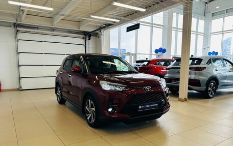 Toyota Raize I, 2020 год, 1 949 999 рублей, 8 фотография