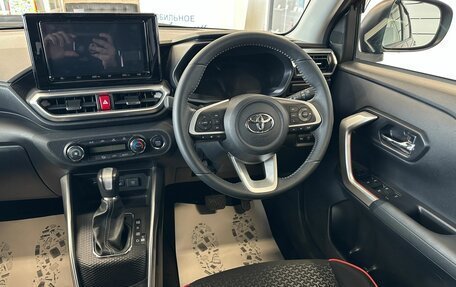 Toyota Raize I, 2020 год, 1 949 999 рублей, 15 фотография