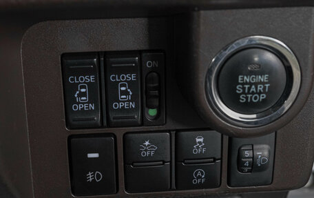 Toyota Roomy I, 2018 год, 969 000 рублей, 21 фотография