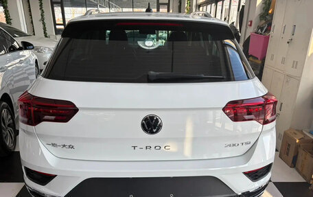 Volkswagen T-Roc I, 2022 год, 1 643 030 рублей, 4 фотография