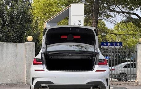 BMW 3 серия, 2021 год, 2 570 000 рублей, 6 фотография