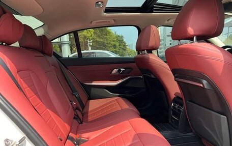 BMW 3 серия, 2021 год, 2 570 000 рублей, 14 фотография