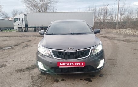 KIA Rio III рестайлинг, 2014 год, 680 000 рублей, 3 фотография