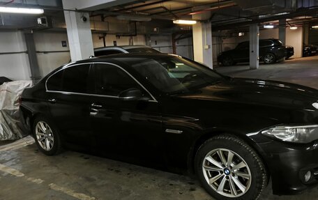 BMW 5 серия, 2014 год, 2 400 000 рублей, 11 фотография