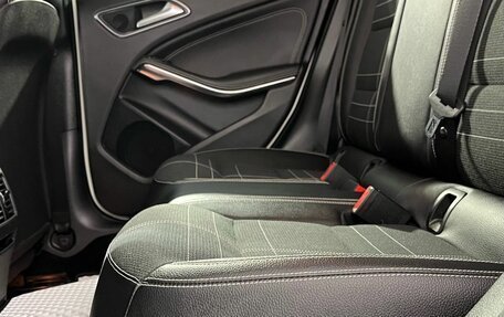 Mercedes-Benz GLA, 2015 год, 2 100 000 рублей, 17 фотография