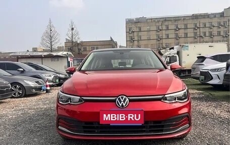 Volkswagen Golf VIII, 2022 год, 1 890 050 рублей, 2 фотография