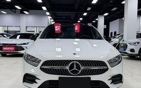 Mercedes-Benz A-Класс, 2021 год, 2 040 000 рублей, 2 фотография