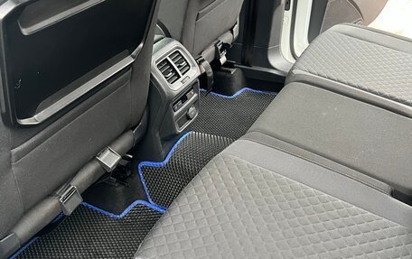 Volkswagen Tiguan II, 2017 год, 1 850 000 рублей, 5 фотография