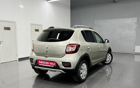 Renault Sandero II рестайлинг, 2021 год, 1 095 000 рублей, 2 фотография