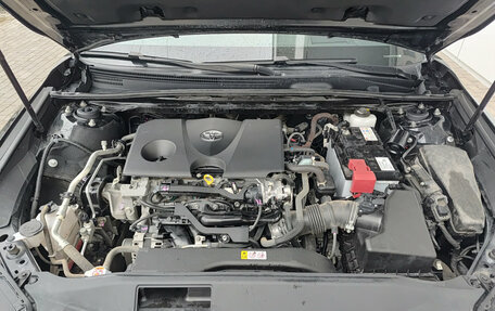 Toyota Camry, 2024 год, 3 800 000 рублей, 9 фотография