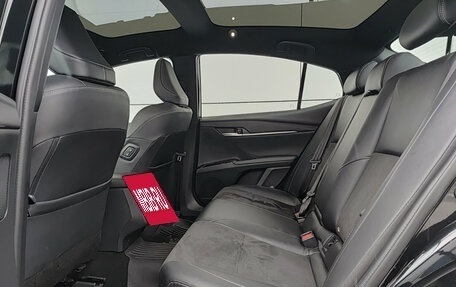 Toyota Camry, 2024 год, 3 800 000 рублей, 12 фотография