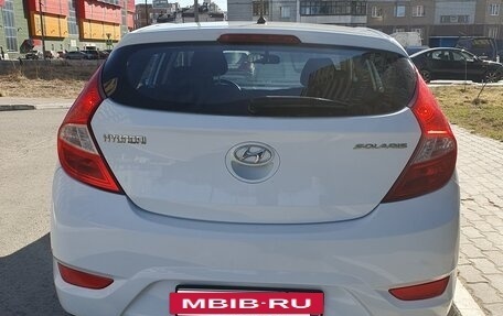Hyundai Solaris II рестайлинг, 2014 год, 800 000 рублей, 4 фотография