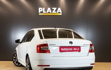 Skoda Octavia, 2019 год, 1 899 000 рублей, 3 фотография