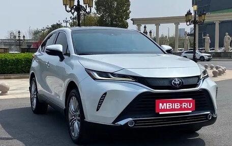 Toyota Harrier, 2024 год, 3 450 005 рублей, 2 фотография