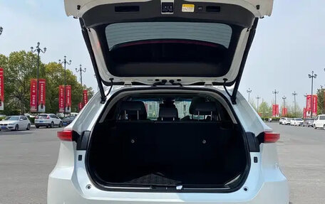 Toyota Harrier, 2024 год, 3 450 005 рублей, 22 фотография