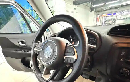 Jeep Renegade I рестайлинг, 2019 год, 1 290 000 рублей, 7 фотография