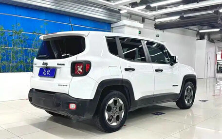 Jeep Renegade I рестайлинг, 2019 год, 1 290 000 рублей, 5 фотография