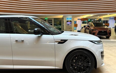 Land Rover Range Rover Sport, 2025 год, 16 990 000 рублей, 2 фотография