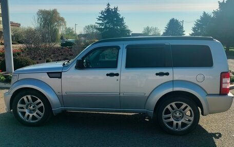 Dodge Nitro, 2008 год, 1 600 000 рублей, 2 фотография