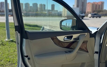 Infiniti FX II, 2012 год, 1 680 000 рублей, 15 фотография