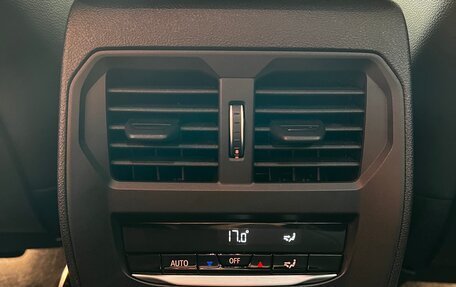 BMW 3 серия, 2019 год, 3 650 000 рублей, 16 фотография