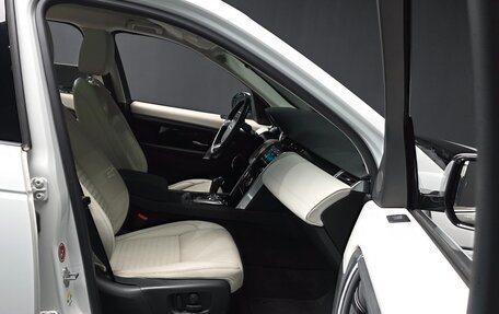 Land Rover Discovery Sport I рестайлинг, 2020 год, 2 650 010 рублей, 7 фотография