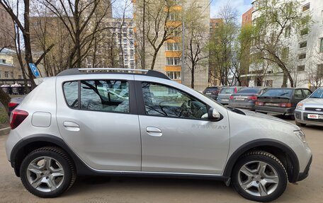 Renault Sandero II рестайлинг, 2020 год, 1 200 000 рублей, 4 фотография