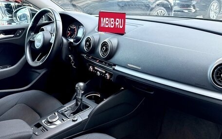 Audi A3, 2019 год, 2 350 000 рублей, 23 фотография