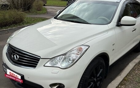 Infiniti QX50 I рестайлинг, 2014 год, 1 880 000 рублей, 4 фотография