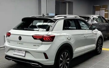 Volkswagen T-Roc I, 2023 год, 1 770 586 рублей, 6 фотография