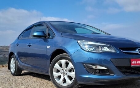 Opel Astra J, 2014 год, 945 000 рублей, 1 фотография