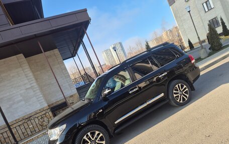 Toyota Land Cruiser 200, 2008 год, 2 750 000 рублей, 1 фотография