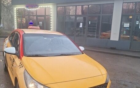 Hyundai Solaris II рестайлинг, 2021 год, 1 030 000 рублей, 1 фотография