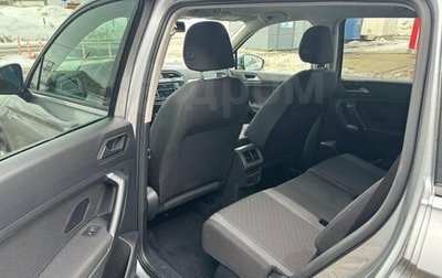 Volkswagen Tiguan II, 2020 год, 2 920 000 рублей, 1 фотография