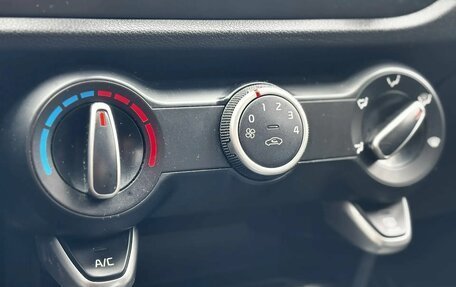 KIA Rio IV, 2019 год, 1 330 000 рублей, 17 фотография