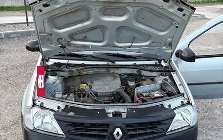 Renault Logan I, 2005 год, 215 000 рублей, 7 фотография