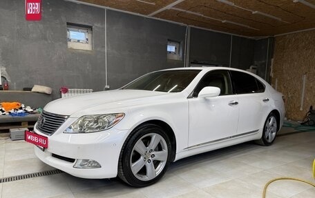 Lexus LS IV, 2008 год, 1 850 000 рублей, 3 фотография