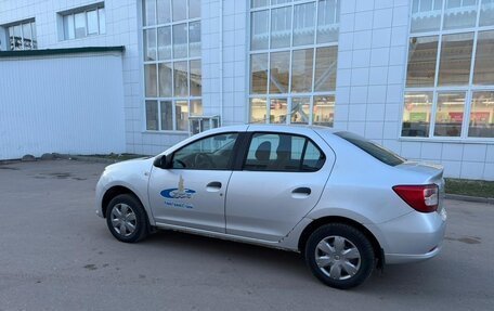 Renault Logan II, 2016 год, 420 000 рублей, 4 фотография