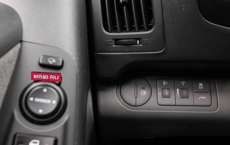 Hyundai H-1 II рестайлинг, 2021 год, 2 890 000 рублей, 21 фотография