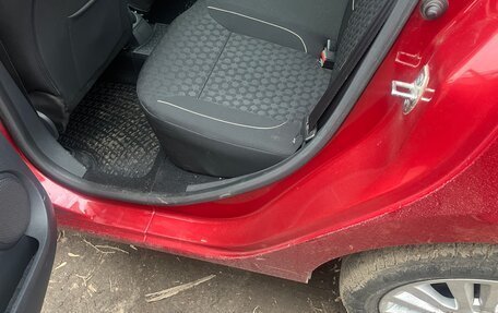 Renault Logan II, 2014 год, 880 000 рублей, 25 фотография