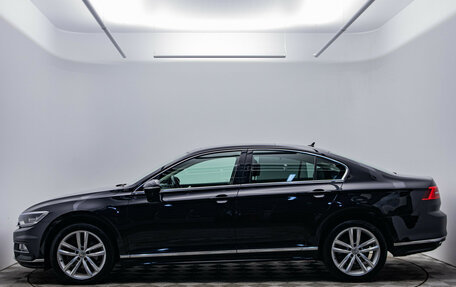 Volkswagen Passat B8 рестайлинг, 2018 год, 2 590 000 рублей, 8 фотография