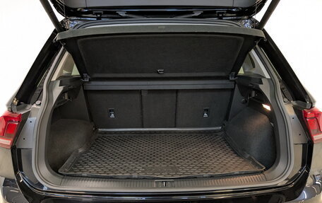 Volkswagen Tiguan II, 2020 год, 2 850 000 рублей, 10 фотография