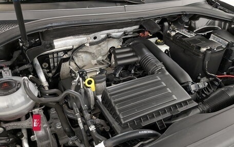 Volkswagen Tiguan II, 2020 год, 2 850 000 рублей, 9 фотография