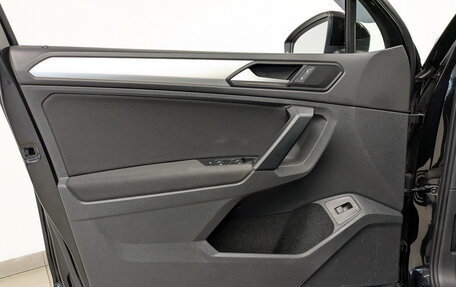 Volkswagen Tiguan II, 2020 год, 2 850 000 рублей, 19 фотография