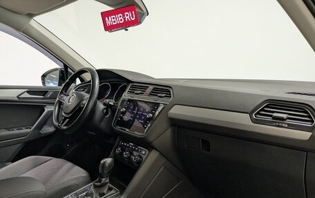 Volkswagen Tiguan II, 2020 год, 2 850 000 рублей, 11 фотография