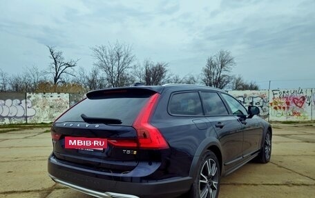 Volvo V90 Cross Country I рестайлинг, 2019 год, 3 250 000 рублей, 6 фотография