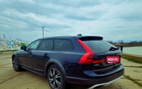 Volvo V90 Cross Country I рестайлинг, 2019 год, 3 250 000 рублей, 8 фотография