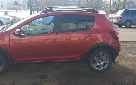 Renault Sandero II рестайлинг, 2014 год, 750 000 рублей, 2 фотография