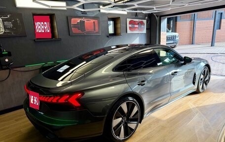 Audi e-tron GT, 2021 год, 6 500 000 рублей, 5 фотография